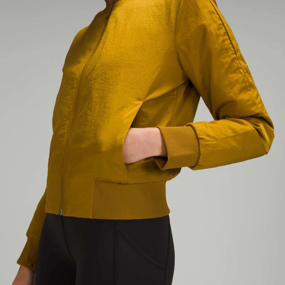 Lululemon Non-Stop Bomber Jacket REVERSIBLE  in Parachute Size 6